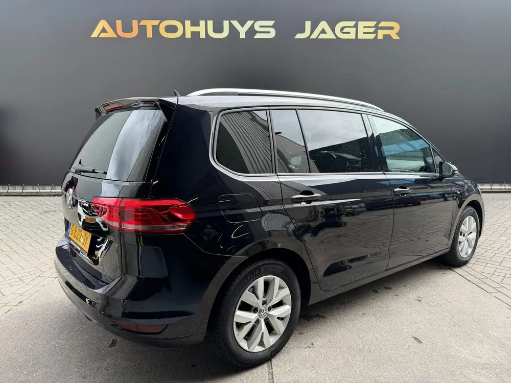 Volkswagen Touran 1.5 TSI Comfortline Business 7p Carplay Ma uit 2019, foto 6