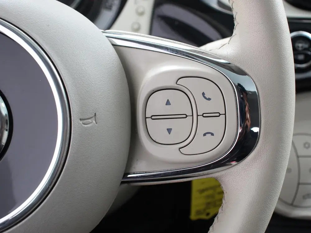 Fiat 500 1.2 Lounge Navigatie Leder Interieur Climate Contro uit 2019, foto 17