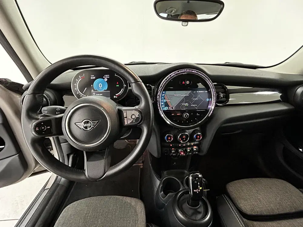 Mini Cooper 1.5 Cooper Business Edition NAVIGATIE uit 2022, foto 3