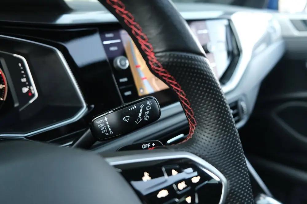 Volkswagen Polo 2.0 TSI GTI 207PK DSG Facelift Pano IQ Matri uit 2022, foto 18
