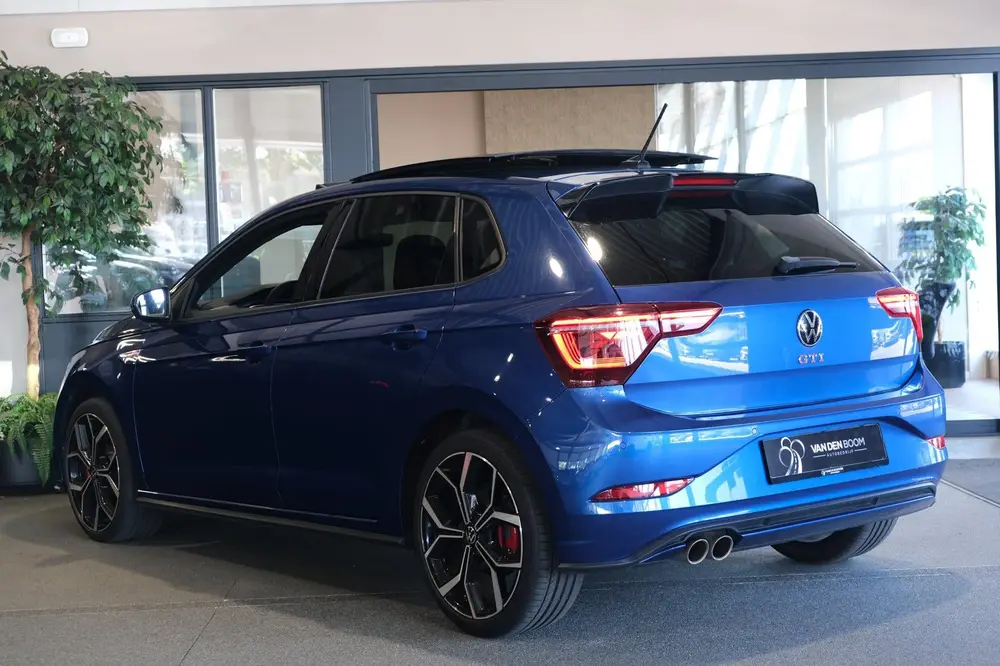 Volkswagen Polo 2.0 TSI GTI 207PK DSG Facelift Pano IQ Matri uit 2022, foto 2