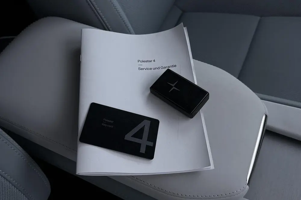 Polestar 4 Long Range Single Motor Plus 100 kWh uit 2024, foto 18