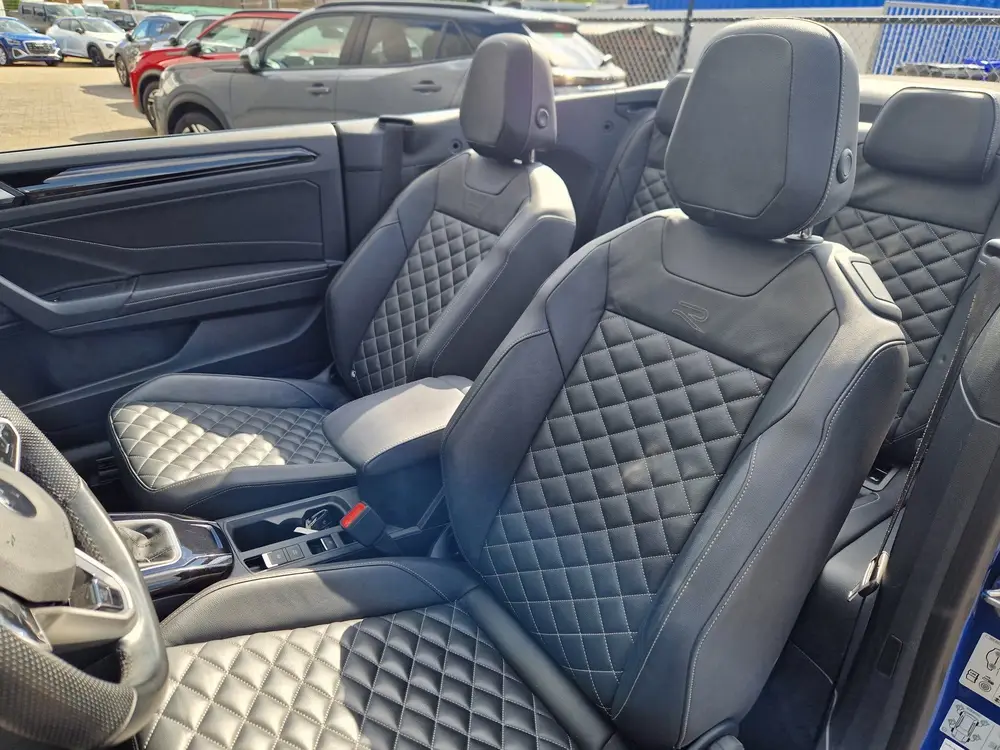 Volkswagen T-Roc Cabrio 1.5 TSI R-Line uit 2022, foto 4