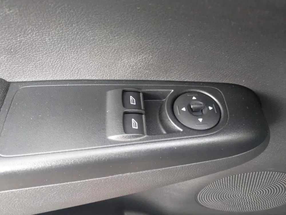 Ford Transit Courier 1.0 Trend Start&Stop uit 2020, foto 8