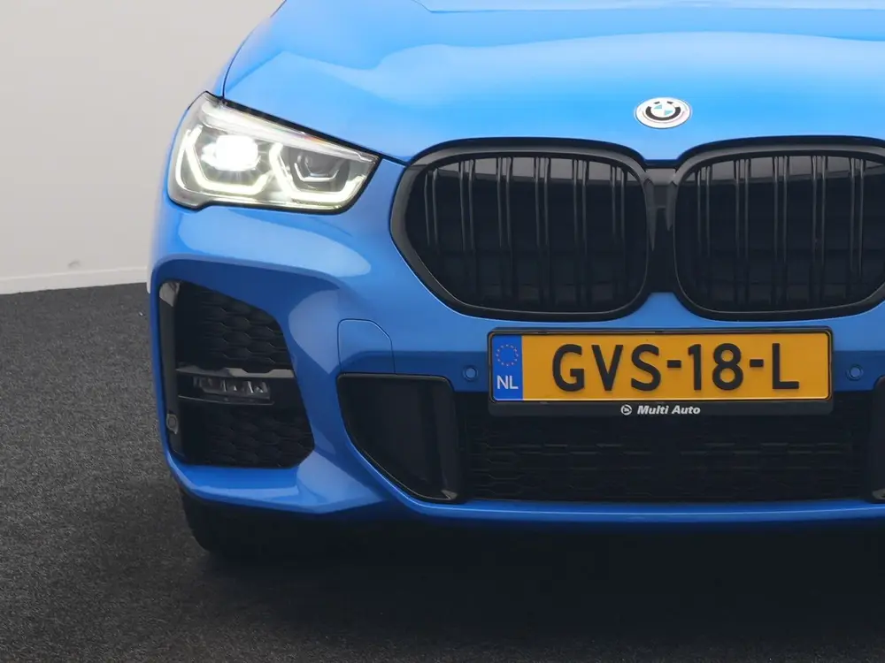 BMW X1 sDrive20i M Sport 192pk Misano Blauw Metal uit 2020, foto 12