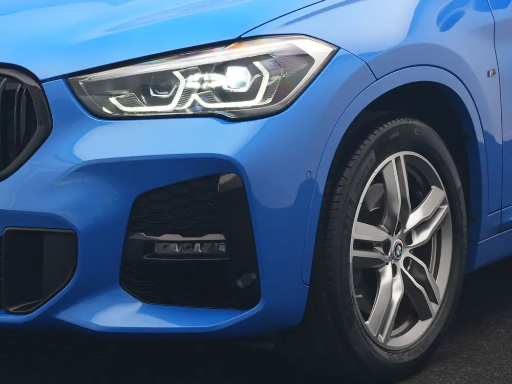BMW X1 sDrive20i M Sport 192pk Misano Blauw Metal uit 2020, foto 6