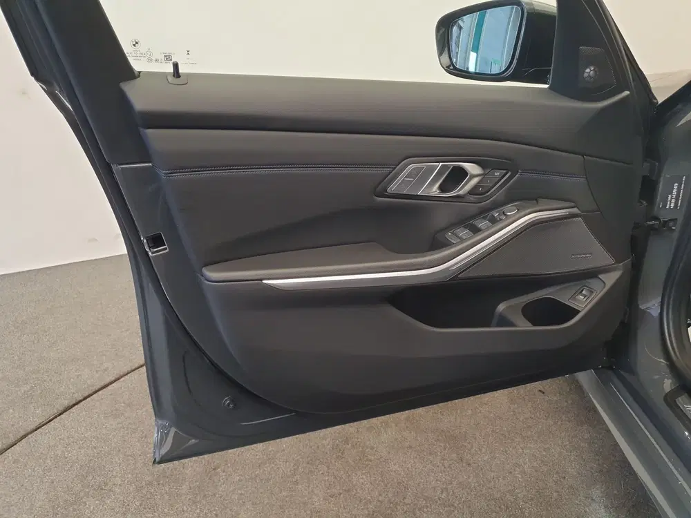 BMW 3-serie 3 Serie 330D M-Sport Pro Trekhaak uit 2022, foto 17