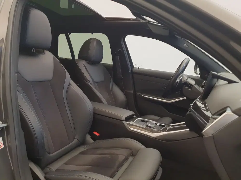 BMW 3-serie 3 Serie 330D M-Sport Pro Trekhaak uit 2022, foto 3