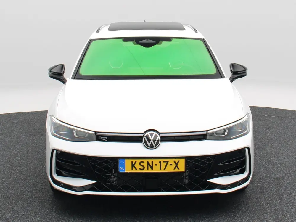 Volkswagen Passat Variant 1.5 eHybrid 272 Pk R-Line | Black uit 2026, foto 4