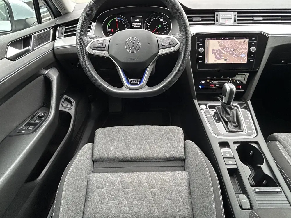 Volkswagen Passat Variant 1.4 TSI PHEV GTE Business I CAMERA uit 2023, foto 13