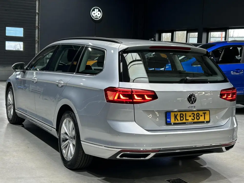 Volkswagen Passat Variant 1.4 TSI PHEV GTE Business I CAMERA uit 2023, foto 7
