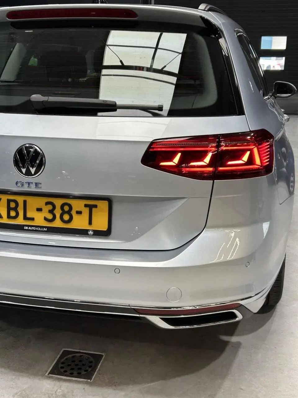 Volkswagen Passat Variant 1.4 TSI PHEV GTE Business I CAMERA uit 2023, foto 9