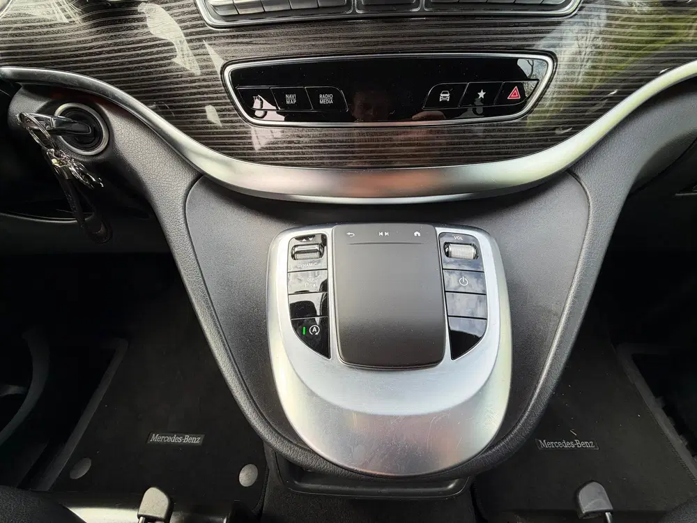 Mercedes-Benz V-Klasse 250d Lang DC Avantgarde uit 2021, foto 15