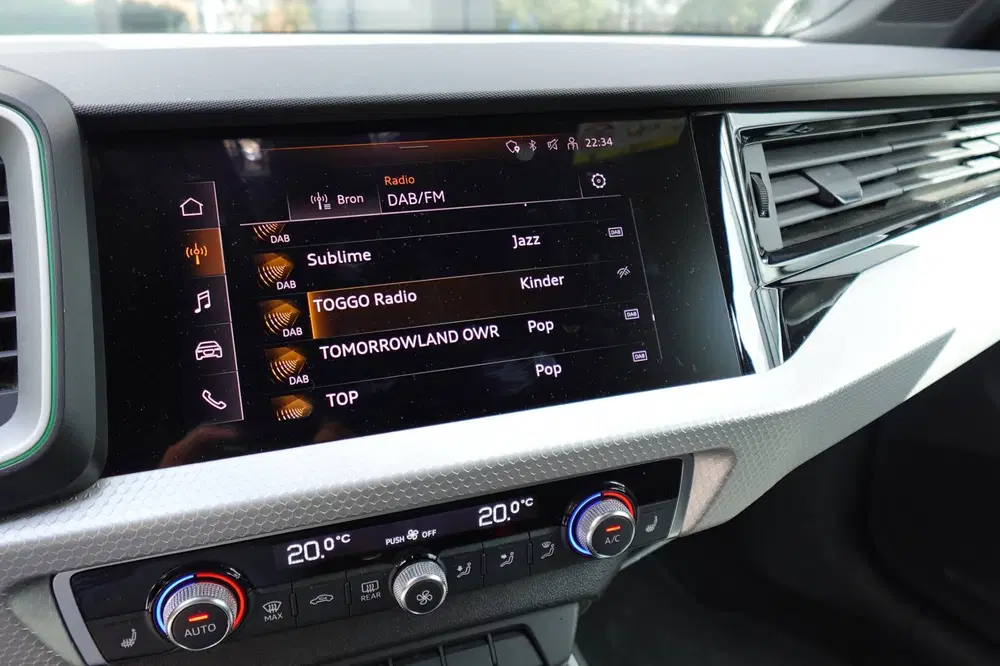 Audi A1 35 TFSI S-Line KEYLESS SFEER CARPLAY' uit 2021, foto 14