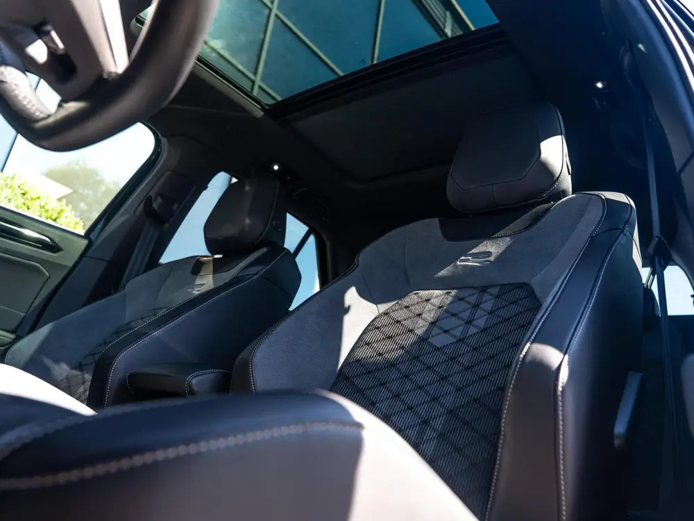 Volkswagen T-Roc 1.5 TSI R-Line|PANO|CAMERA|CC|19''|STOELVW uit 2025, foto 12