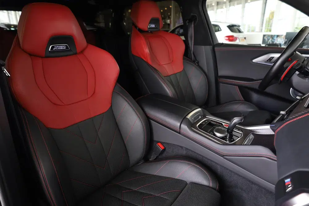 BMW XM Label Red uit 2024, foto 10
