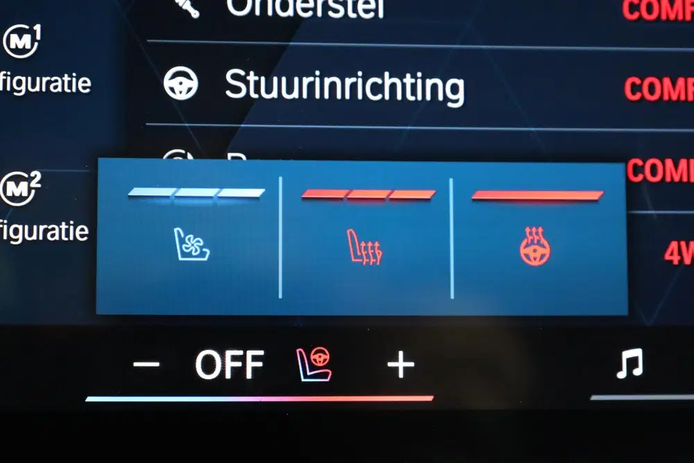 BMW XM Label Red uit 2024, foto 20