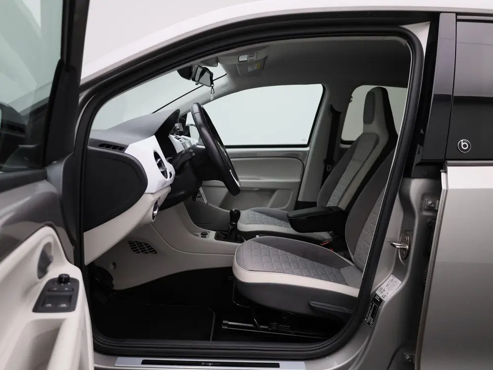 Volkswagen Up! 1.0 beats 60pk | Climatronic (Automatische ai uit 2021, foto 9