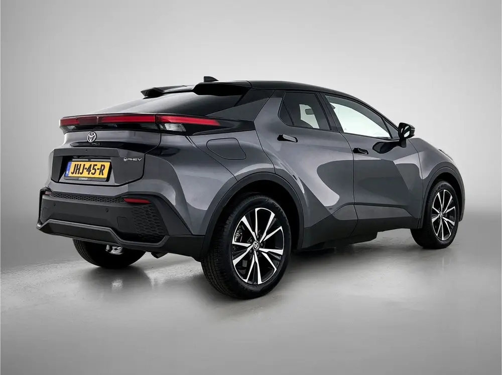 Toyota C-Hr 2.0 Plug-in Hybrid 220 First Edition uit 2025, foto 2