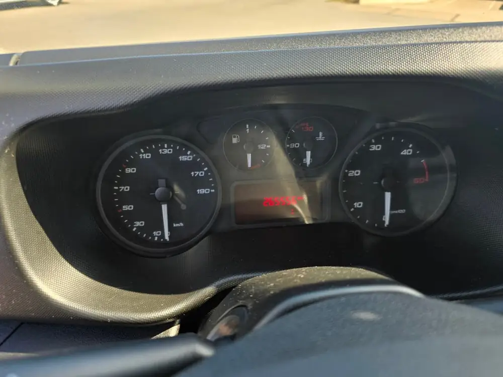 Iveco Daily 35C14V 2.3 410 H2 Camera Airco Cruise Bakwagen V uit 2019, foto 2
