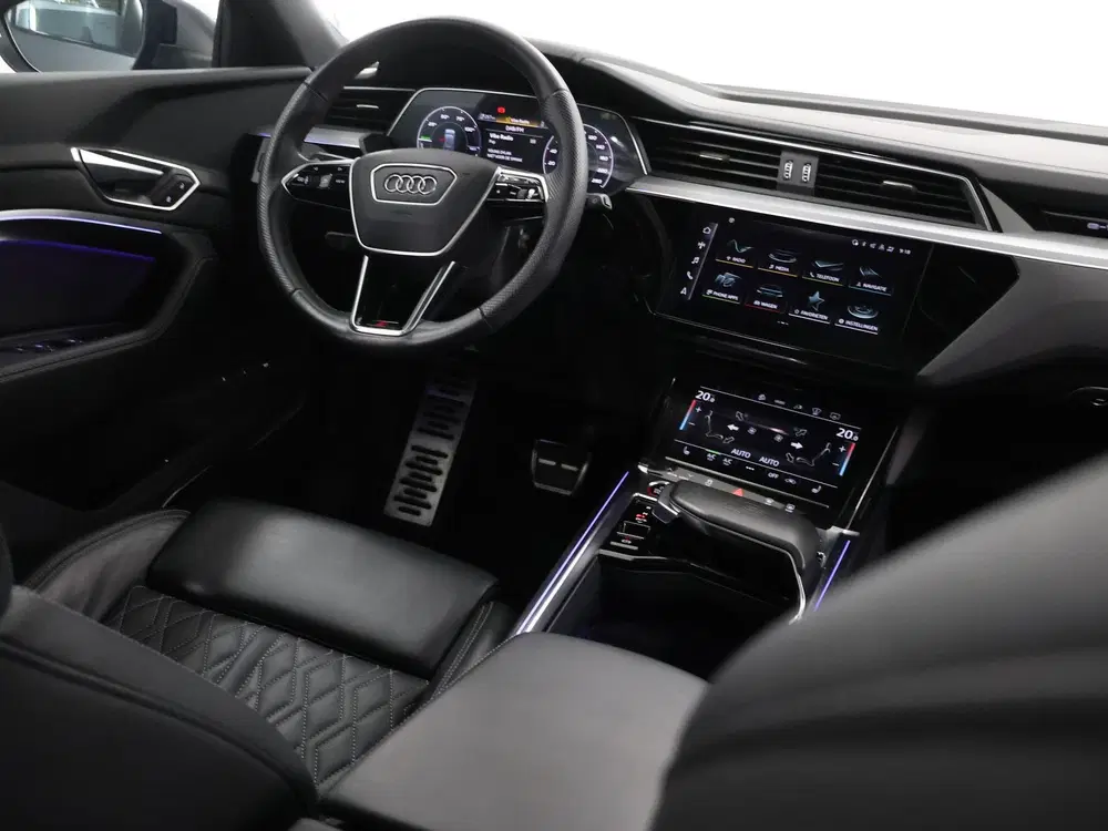 Audi e-tron S quattro 95 kWh uit 2021, foto 10