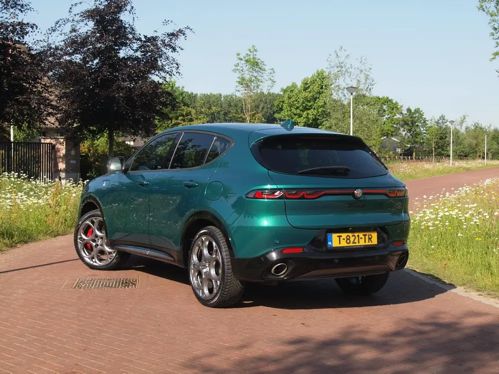 Alfa Romeo Tonale 1.3T PHEV Edizione Speciale | 280PK | Wint uit 2023, foto 2