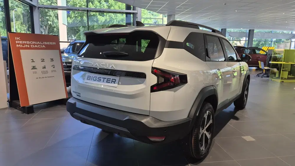 Dacia Bigster 1.8 Hybrid 155 Journey uit 2026, foto 6
