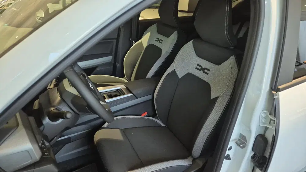 Dacia Bigster 1.8 Hybrid 155 Journey uit 2026, foto 7