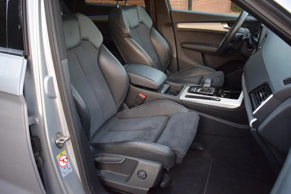 Audi Q5 PANODAK uit 2021, foto 14