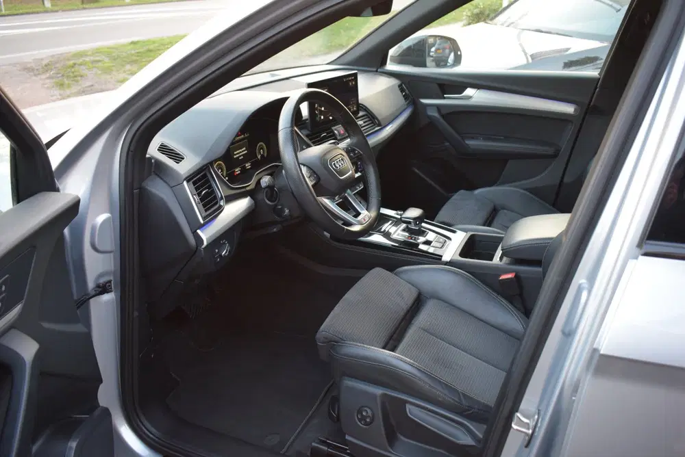 Audi Q5 PANODAK uit 2021, foto 16