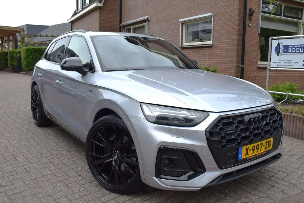 Audi Q5 PANODAK uit 2021, foto 2
