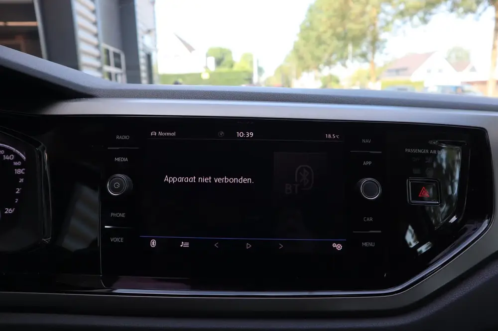Volkswagen Polo 1.0 TSI Comfortline Business uit 2019, foto 15