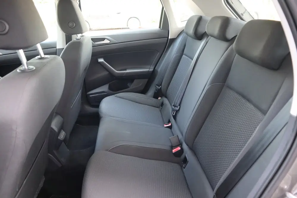 Volkswagen Polo 1.0 TSI Comfortline Business uit 2019, foto 19