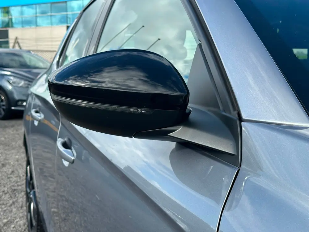 Opel Corsa 1.2 Elegance uit 2020, foto 10