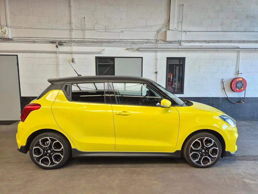 Suzuki Swift 1.4 Sport Smart Hybrid uit 2020, foto 2