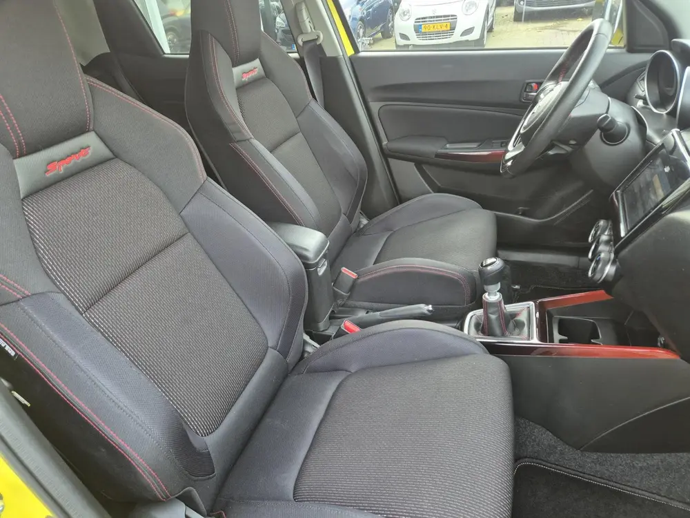 Suzuki Swift 1.4 Sport Smart Hybrid uit 2020, foto 8
