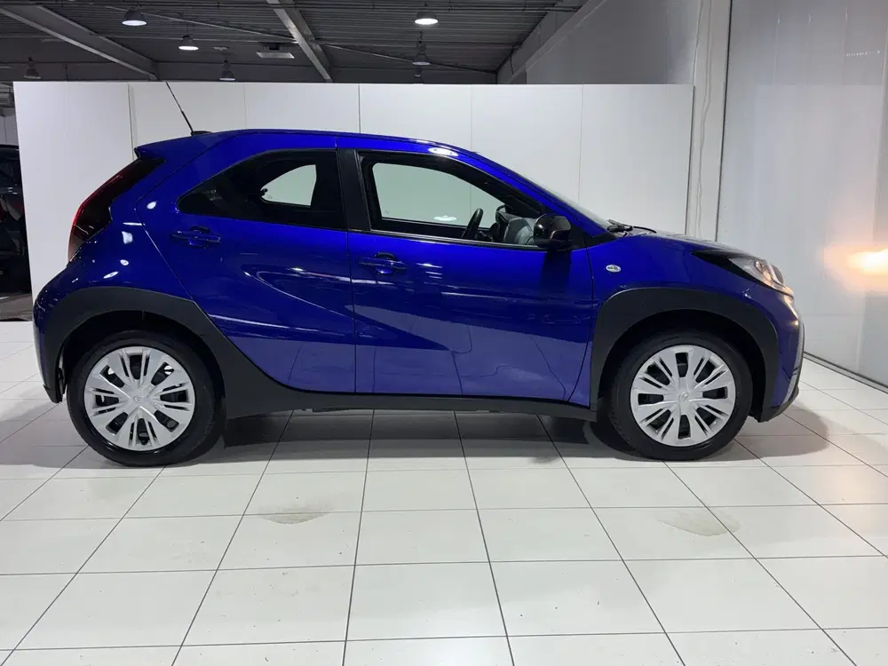 Toyota Aygo X 1.0 VVT-i S-CVT Play Automaat uit 2024, foto 4