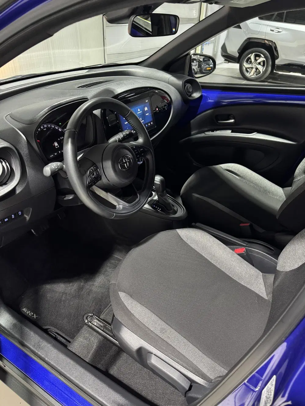 Toyota Aygo X 1.0 VVT-i S-CVT Play Automaat uit 2024, foto 6