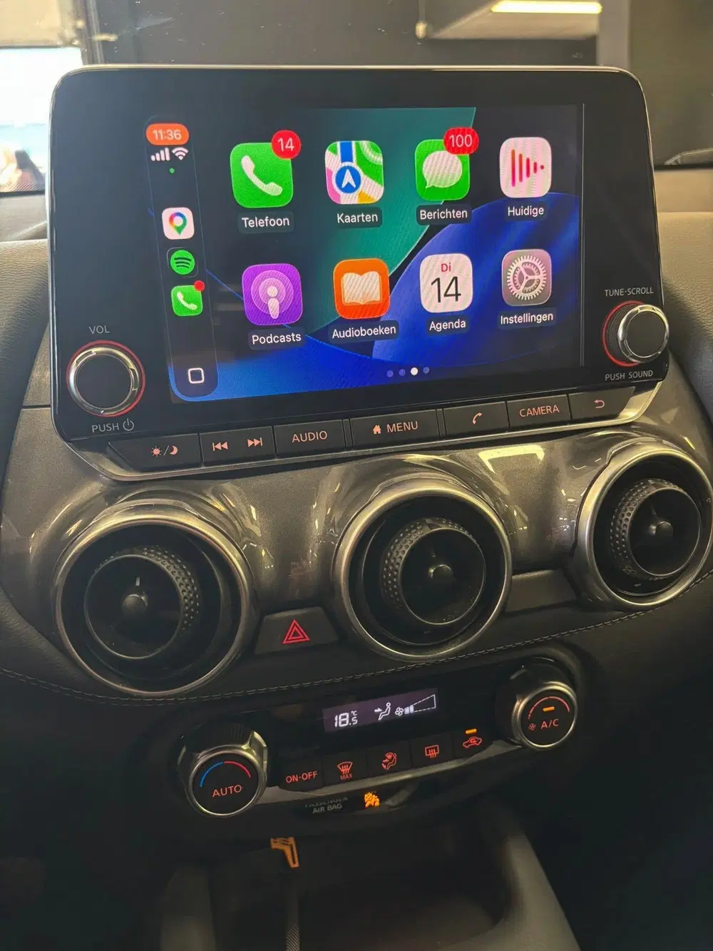 Nissan Juke 1.0 DIG-T N-Connecta uit 2021, foto 4