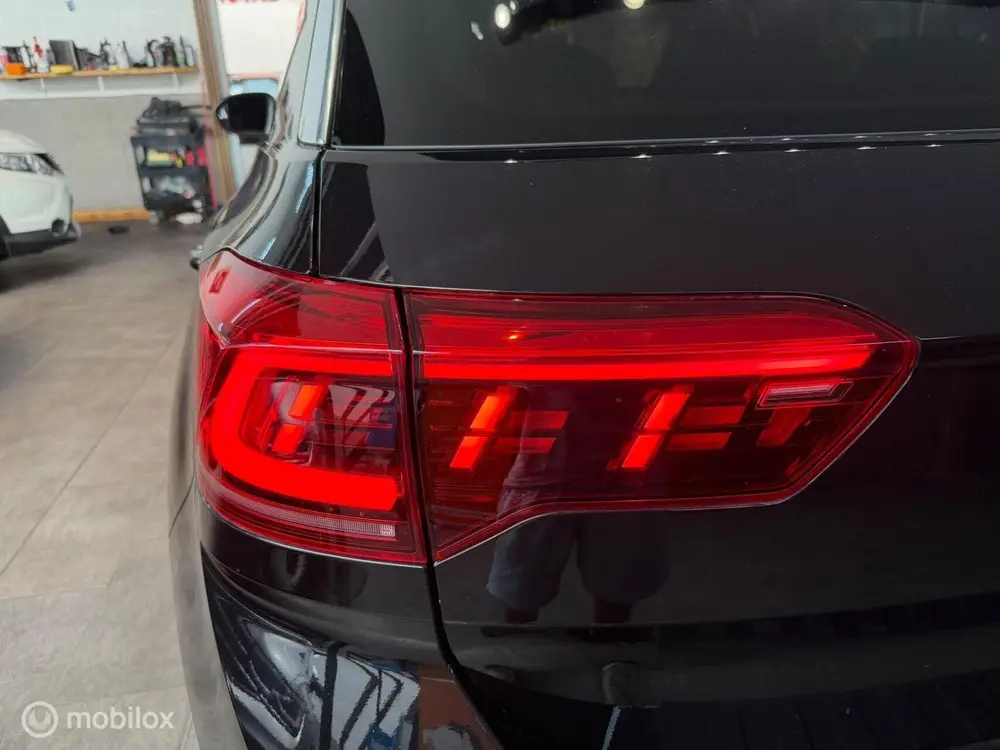 Volkswagen T-Roc 1.5 TSI MOVE Edition|Camera|Carplay|IQ Ligh uit 2024, foto 12