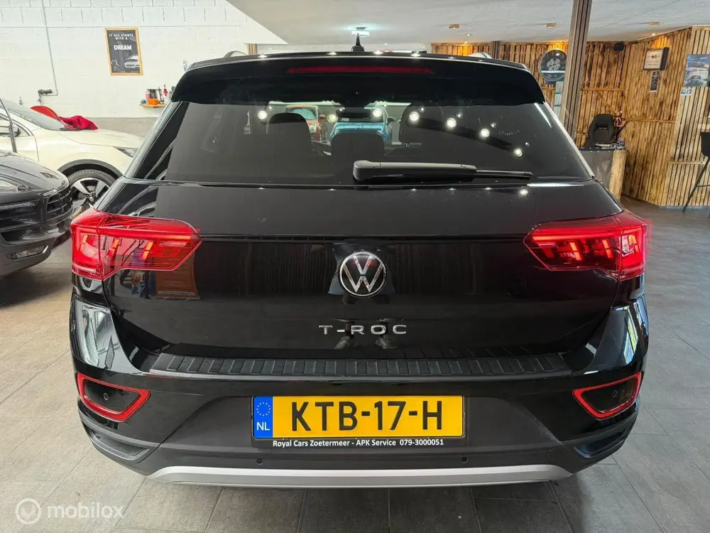 Volkswagen T-Roc 1.5 TSI MOVE Edition|Camera|Carplay|IQ Ligh uit 2024, foto 4