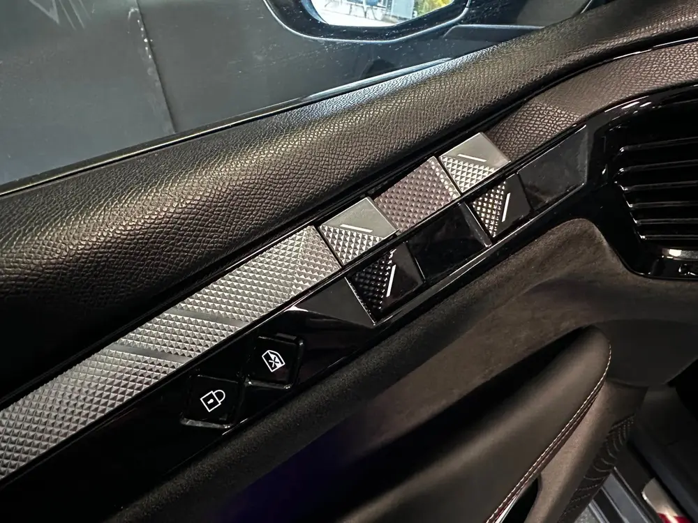 DS Automobiles DS 4 DS 4 1.2 PureTech Performance Line+ uit 2022, foto 19