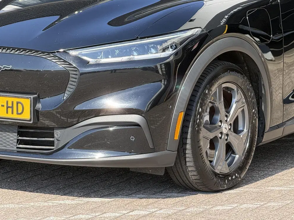 Ford Mustang Mach-E Extended RWD 98 kWh uit 2021, foto 4
