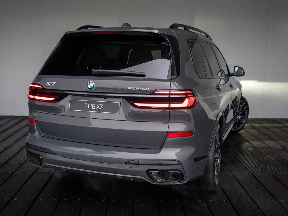 BMW X7 xDrive40i uit 2026, foto 2