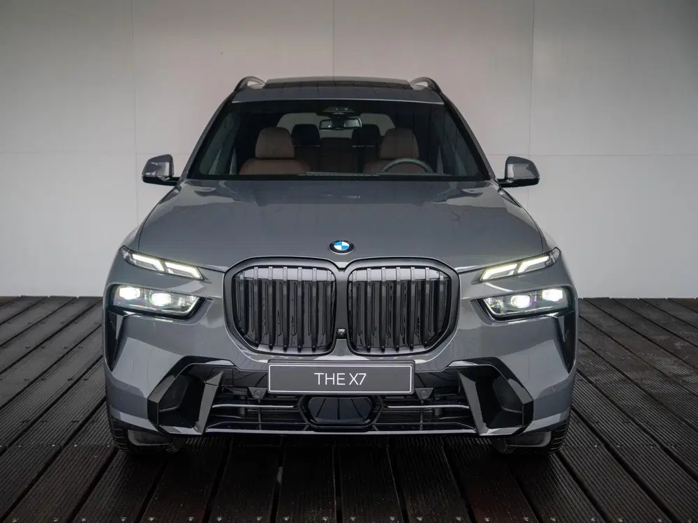 BMW X7 xDrive40i uit 2026, foto 3