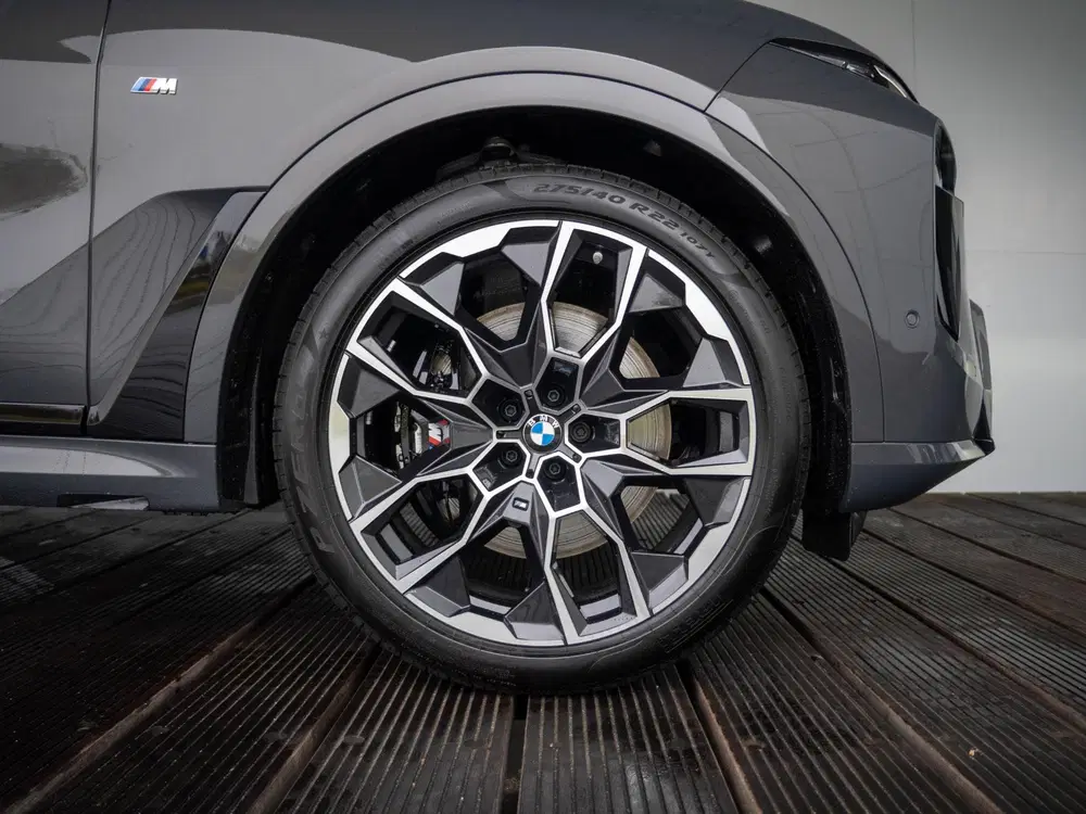 BMW X7 xDrive40i uit 2026, foto 6
