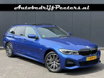 BMW 3-serie Touring 330e xDrive M Sport 50 Jahre Pano uit 2022