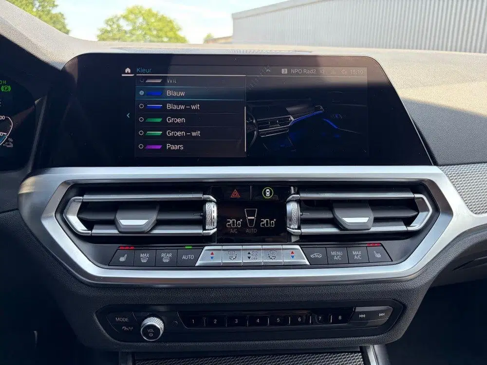BMW 3-serie Touring 330e xDrive M Sport 50 Jahre Pano uit 2022, foto 11
