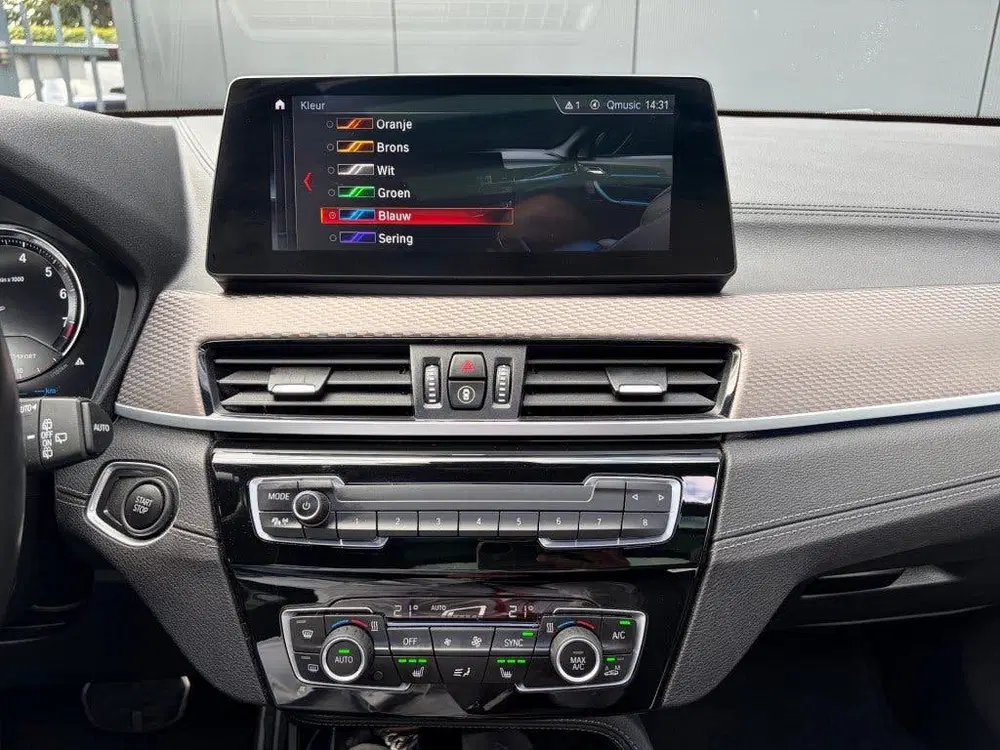 BMW X2 xDrive25e M Sport Pano ACC HUD Camera LED uit 2021, foto 8