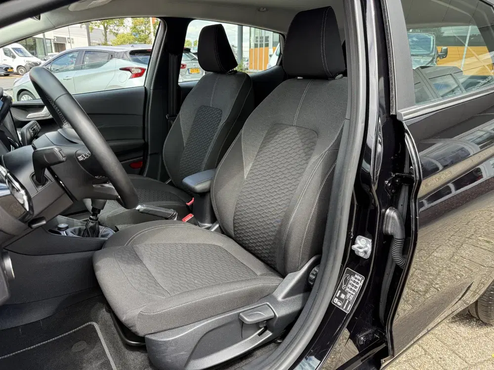 Ford Fiesta 1.0 EcoBoost Hybrid Titanium Apple Carplay uit 2023, foto 4